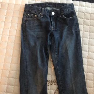 Marciano jeans size 25. Beautiful pair! Used